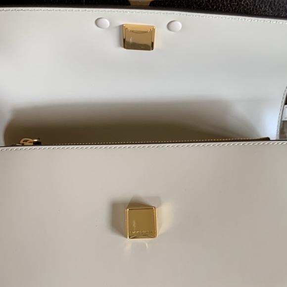 Tory Burch Eleanor Small Convertible Shoulder Bag - Picture 10 of 16